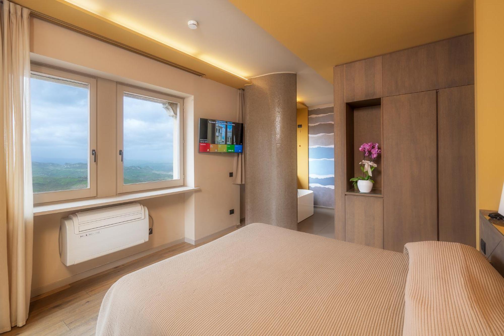 Titano Suites San Marino Dış mekan fotoğraf